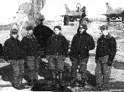 1952 Моторичев с курсантами.jpg