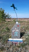 2018_09_09.Скромный памятник на месте падения Миг-21у.jpg